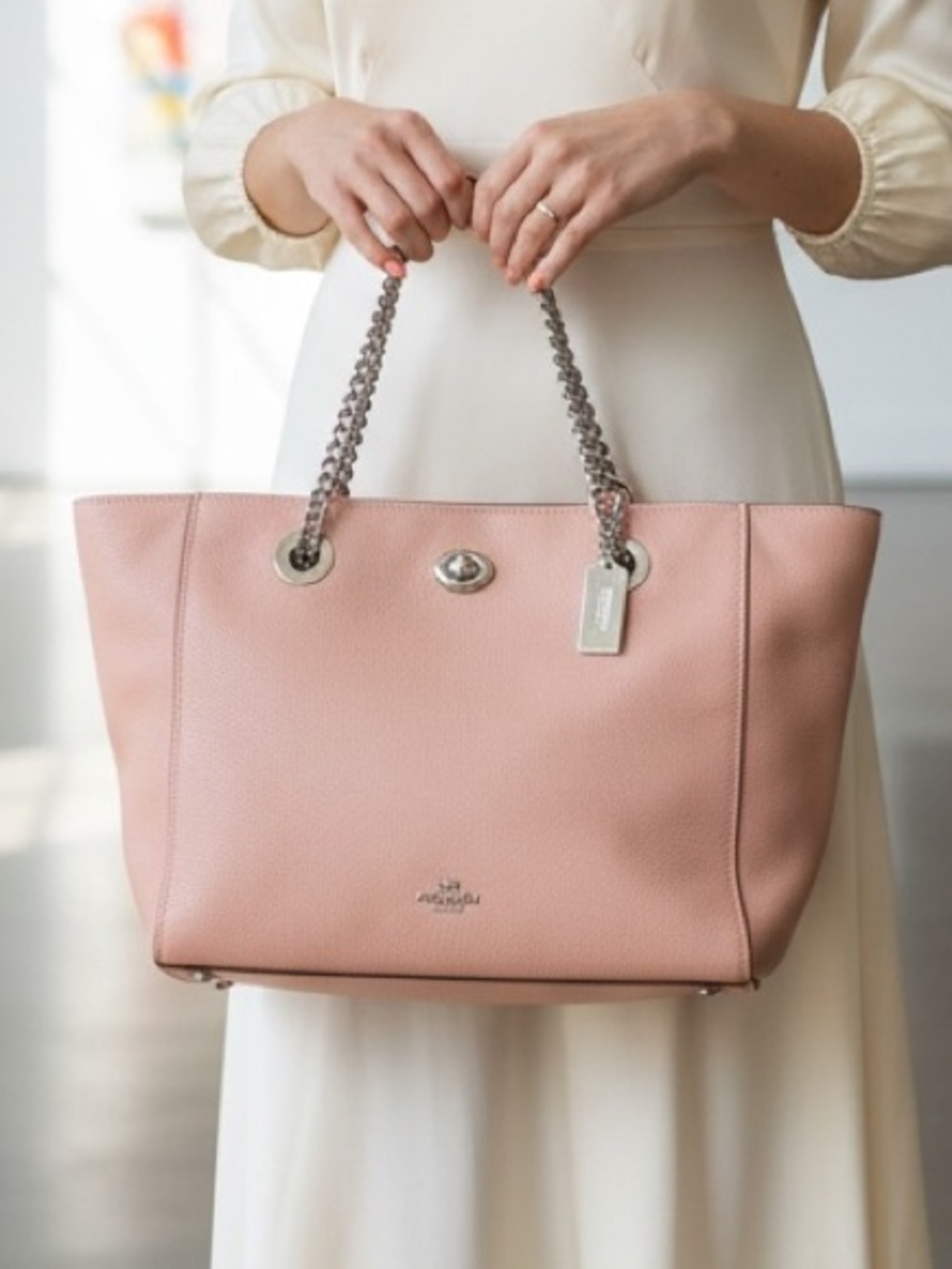 Coach Pebble Leather Turnlock Tote – Blush Pink – Style 57107 – 2017